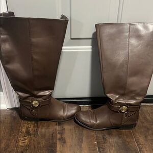 Brown Knee-High Leather Boots